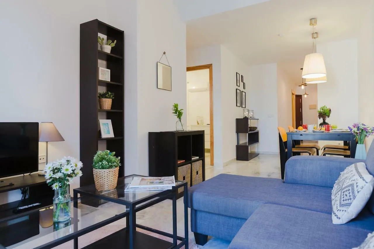 Hola Malaga Atarazanas Apartment